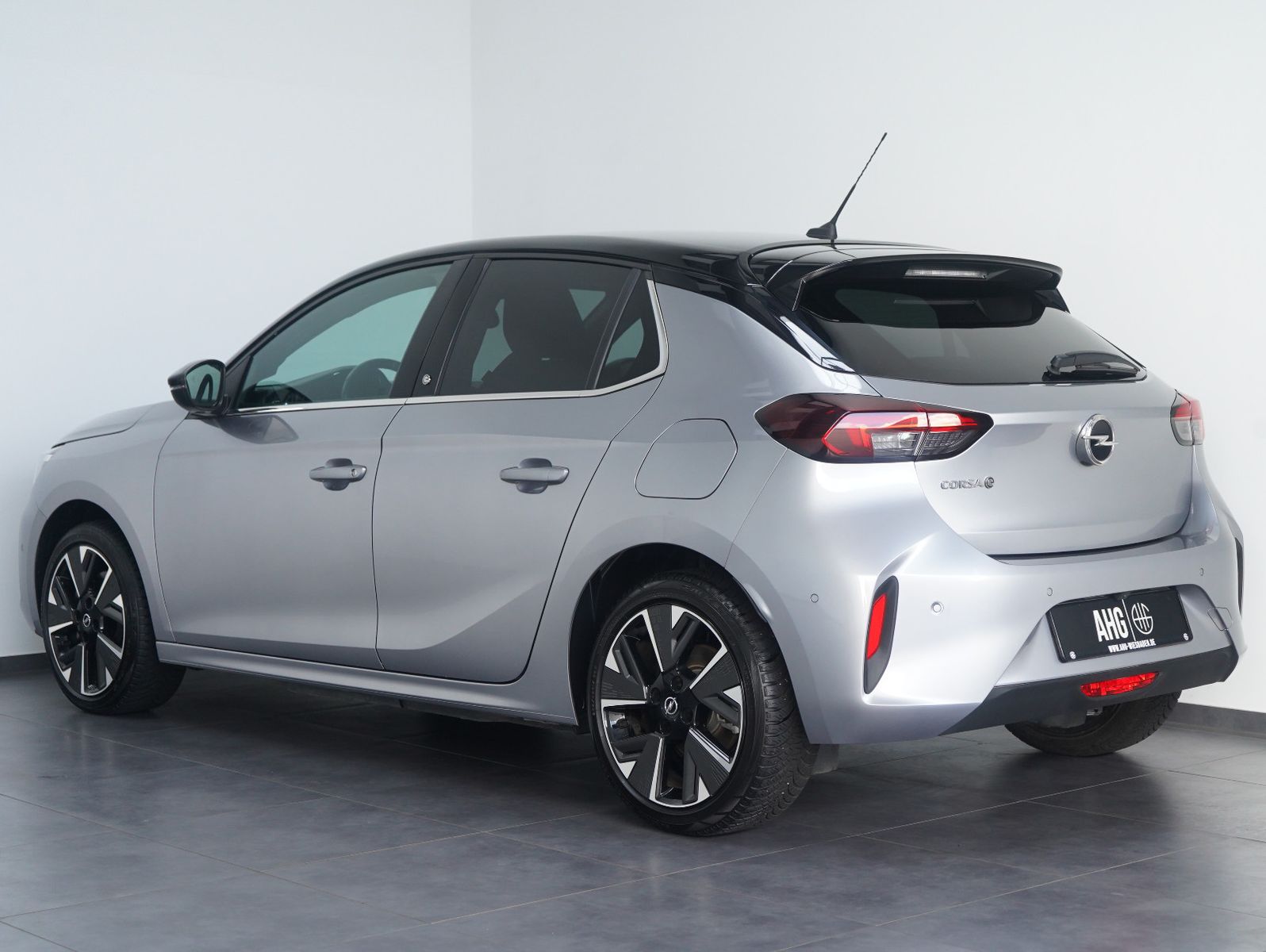 Fahrzeugabbildung Opel Corsa F e GS Line NAVI/LEDER/LM 17"/11KW/SOH