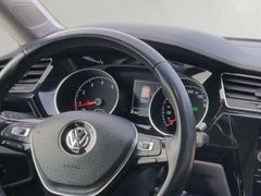 VW Touran 1.4 TSI DSG Highline Pano LED AHK Massage