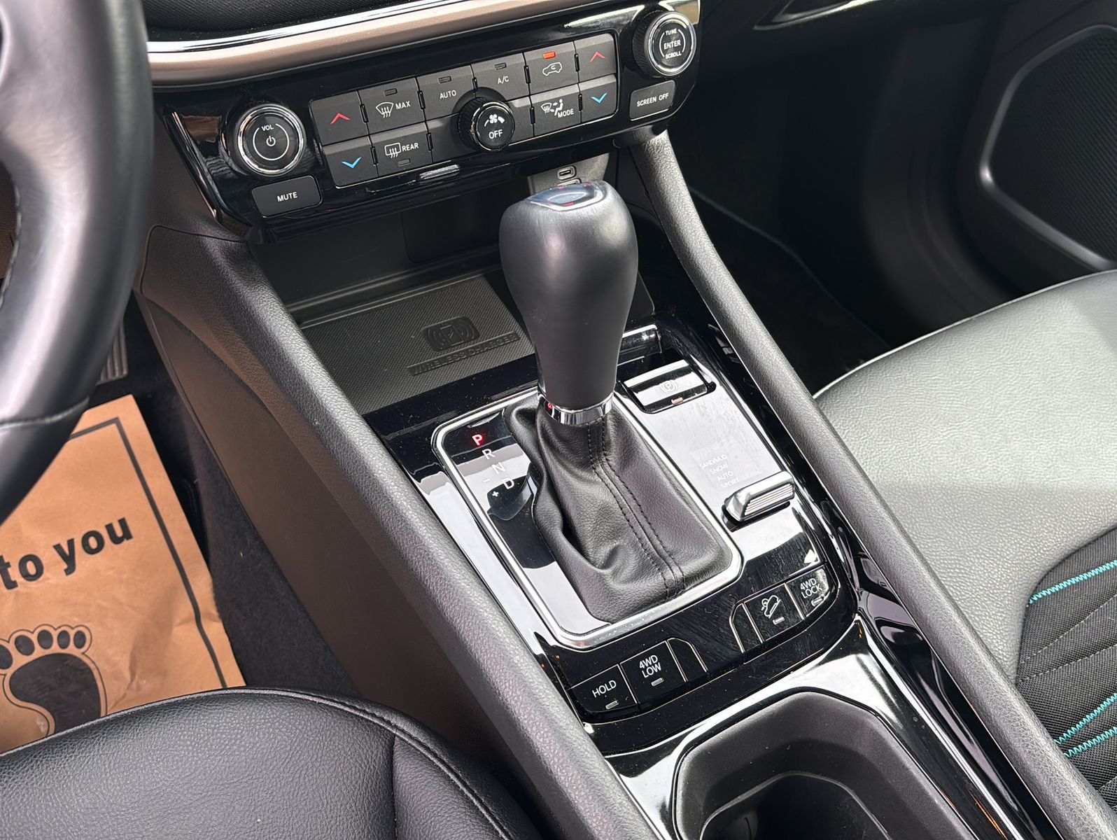 Fahrzeugabbildung Jeep Compass 1.3l T4-PHEV Upland 4xe 177kW