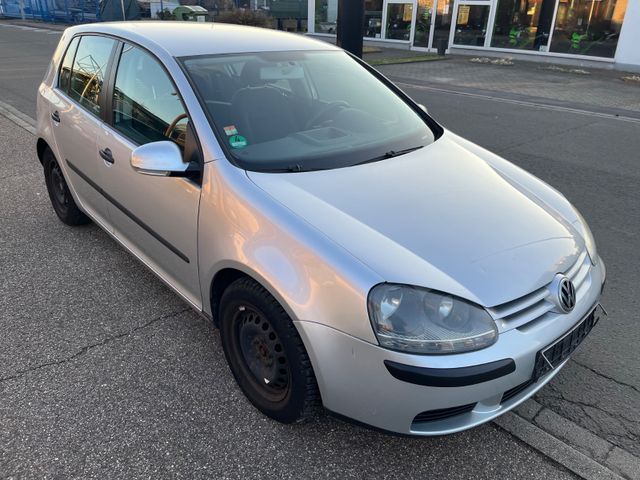 Volkswagen Golf 1.6 Trendline