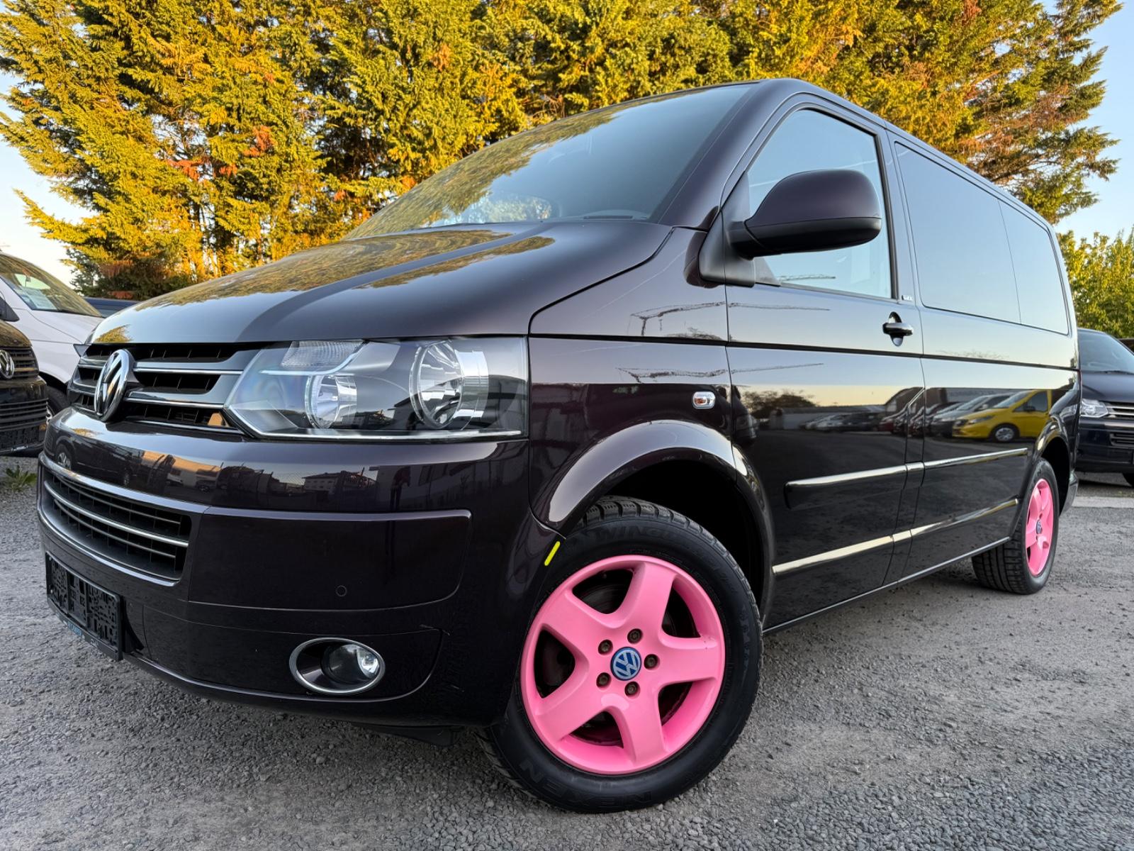 Volkswagen T5 Multivan Life/Automatik/AHK/Standhzg/Tisch