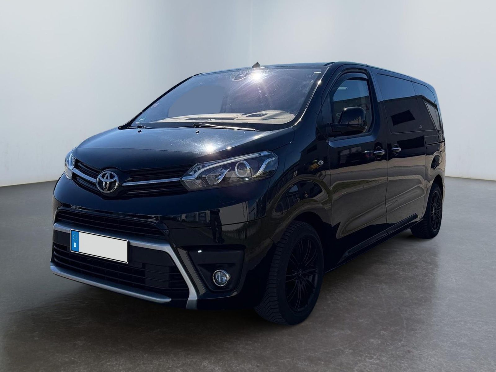 Toyota Proace (Verso) 2019, 2.0D dīzelis, Automāts, Furgons, Melns — Latvijā