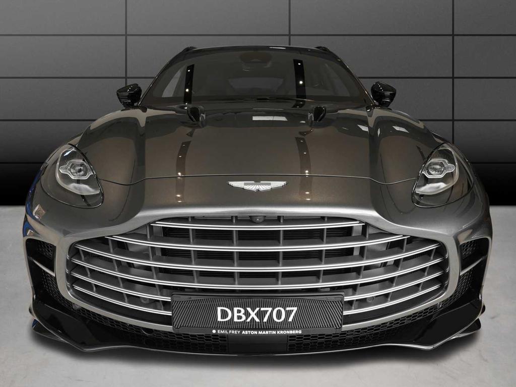 Aston Martin DBX