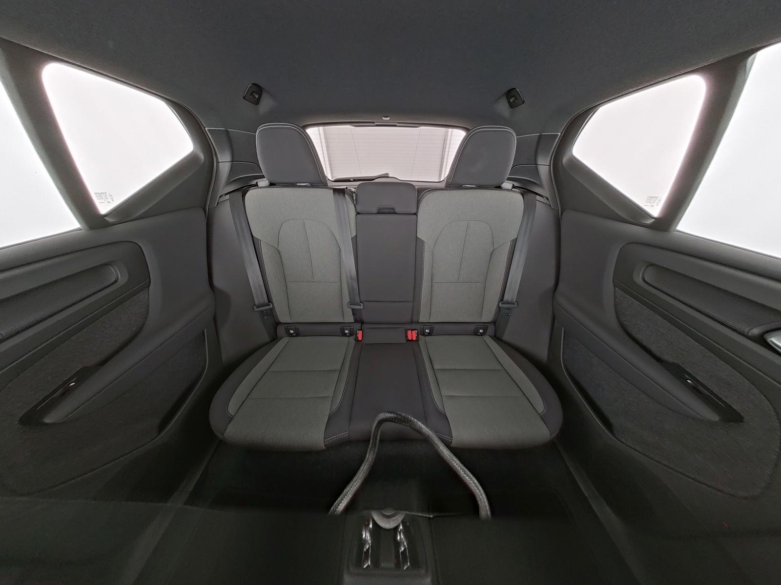 Volvo XC40 Plus Dark 360° ACC LED Kessy SHZ PDC Klima, миниатюра 17