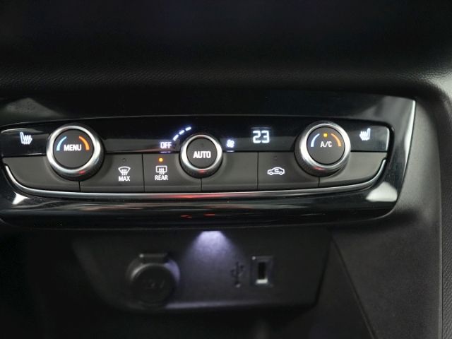 Corsa-e F EDITION 50kWH AT+LED LICHT+RÜCKFAHRKAM