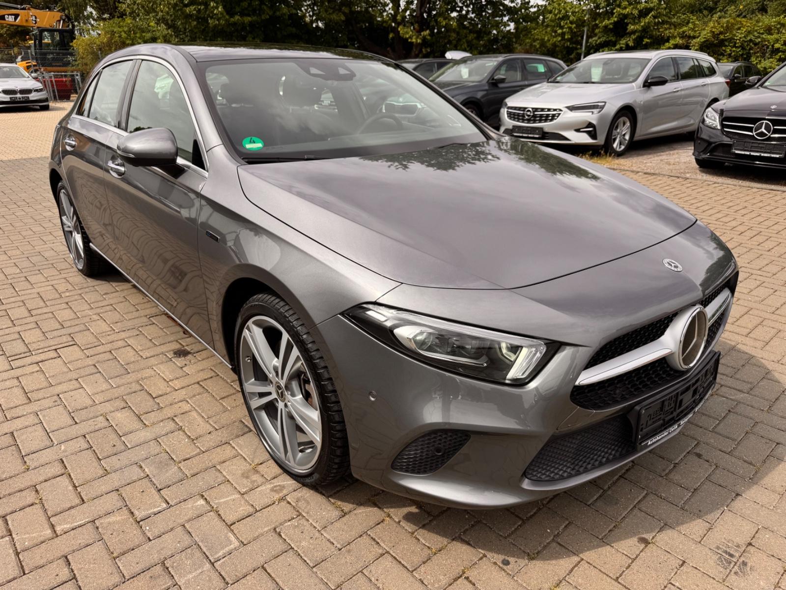 Mercedes-Benz A 250 e *19 ZOLL*PANORAMA*