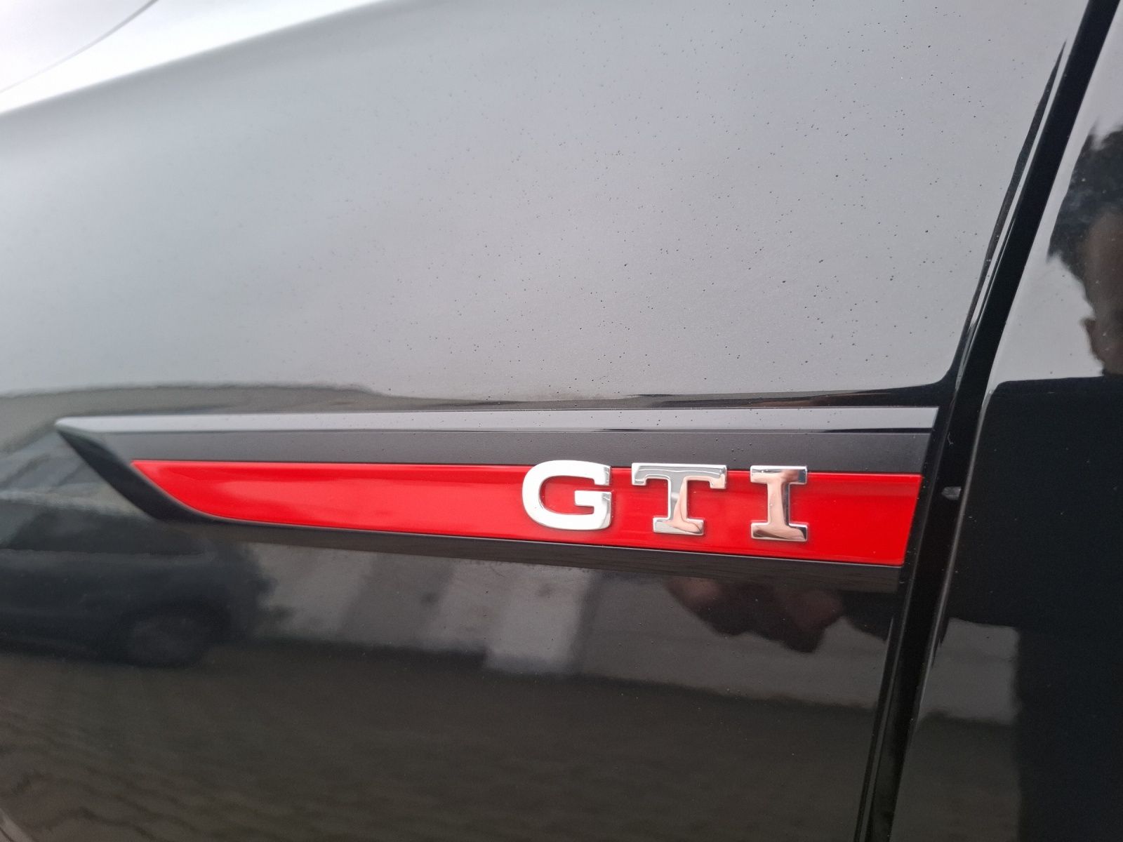 Fahrzeugabbildung Volkswagen Golf VIII GTI DSG Clubsport R-Performance MATRIX