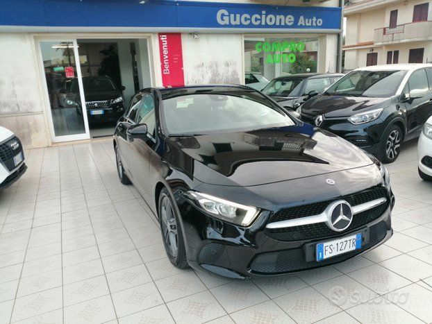 MERCEDES-BENZ Mercedes-benz A 180 A 180 d Automatic Business E