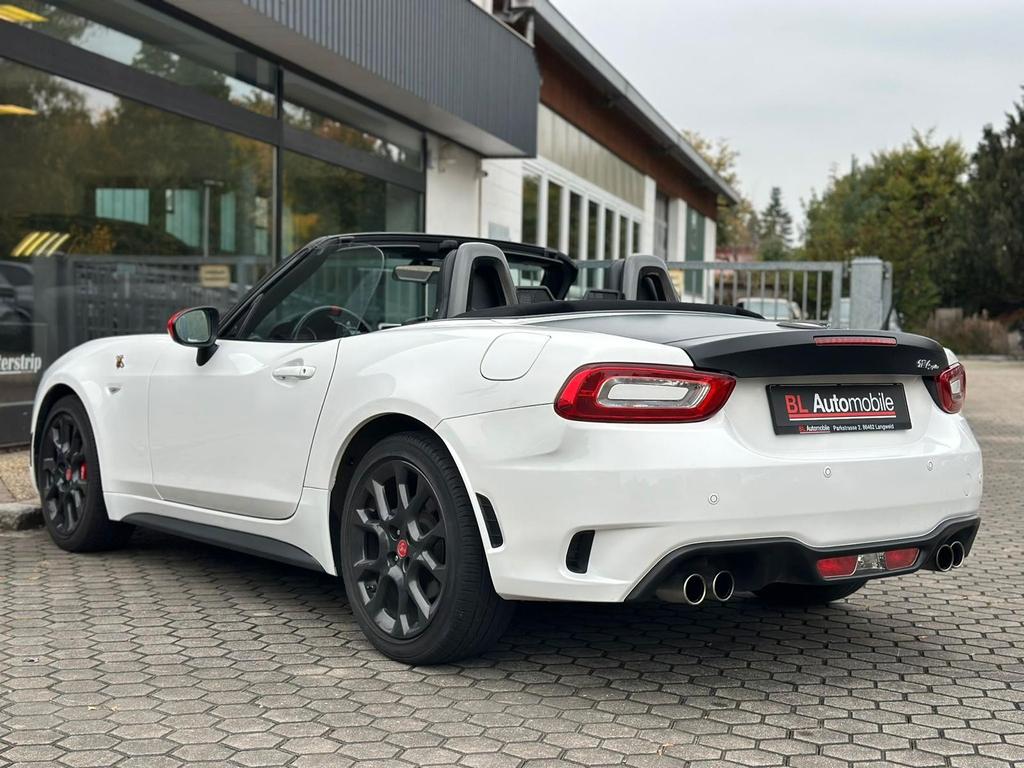 Abarth 124 Spider
