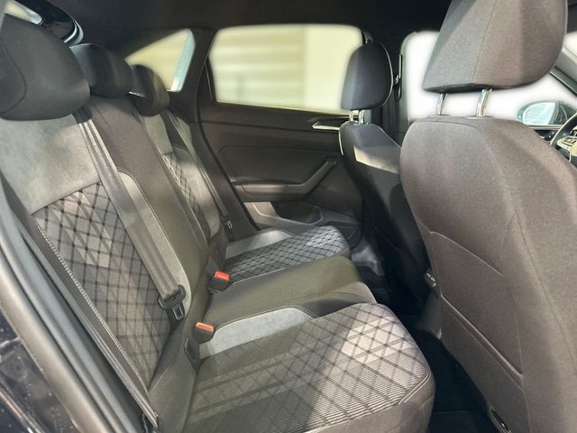 Taigo 1.0 TSI DSG R-LINE KAMERA+SHZ+ACC+IQ.LIGHT