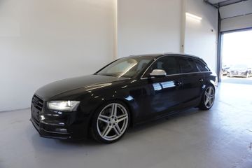 Audi S4 - 1
