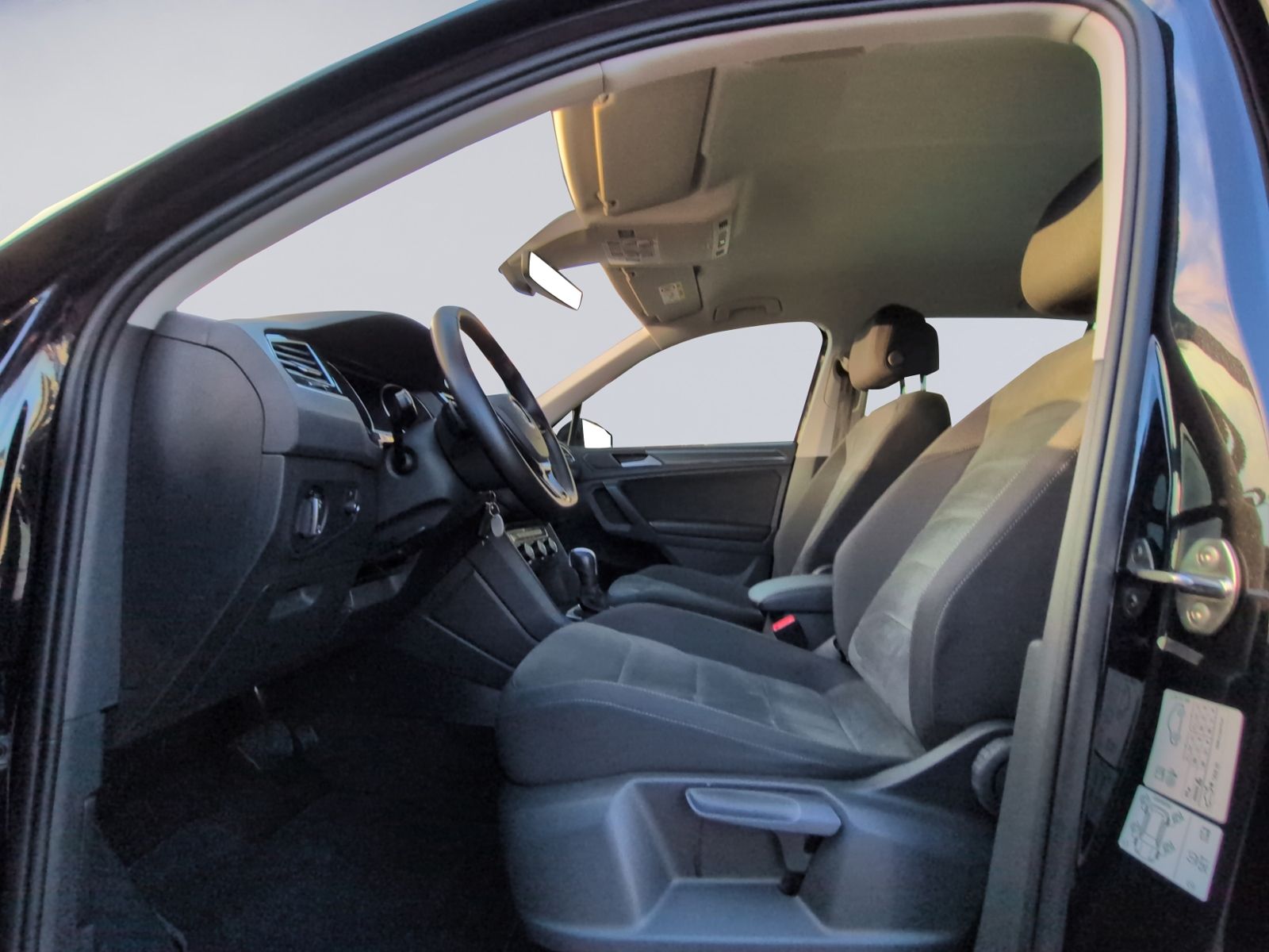 Tiguan 2.0 TSI DSG 4M R Line AHK/HEAD-UP