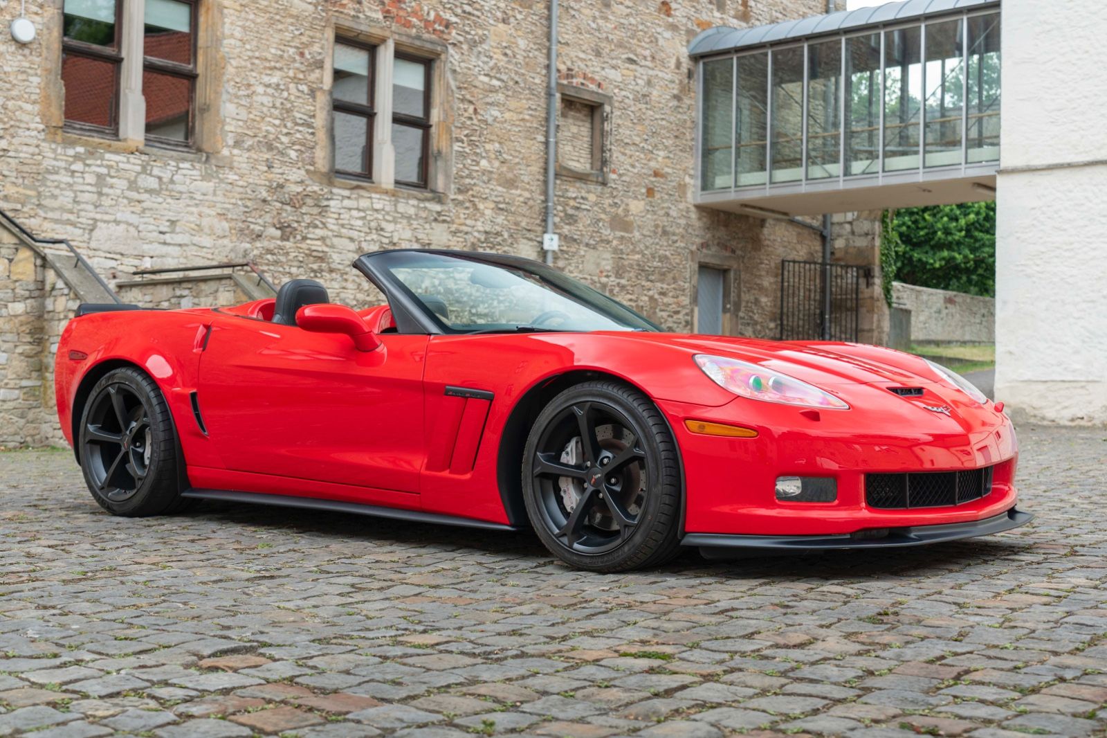 Fahrzeugabbildung Corvette C6 GrandSport 3LT Z16 AUTOM BOSE HEADUP 6.2 V8