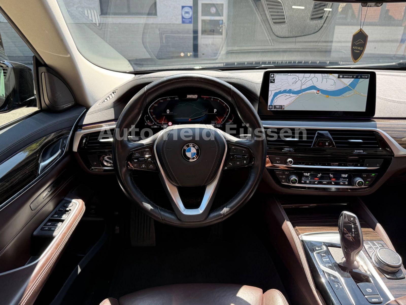 BMW 640i xDrive Gran Turismo Luxury Pano Kam HUD H/K