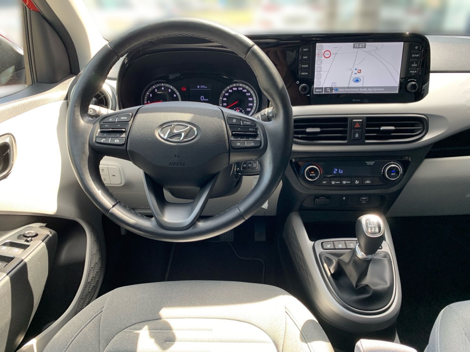 Fahrzeugabbildung Hyundai i10 1.2 Prime Navi Allwetter 1Hd