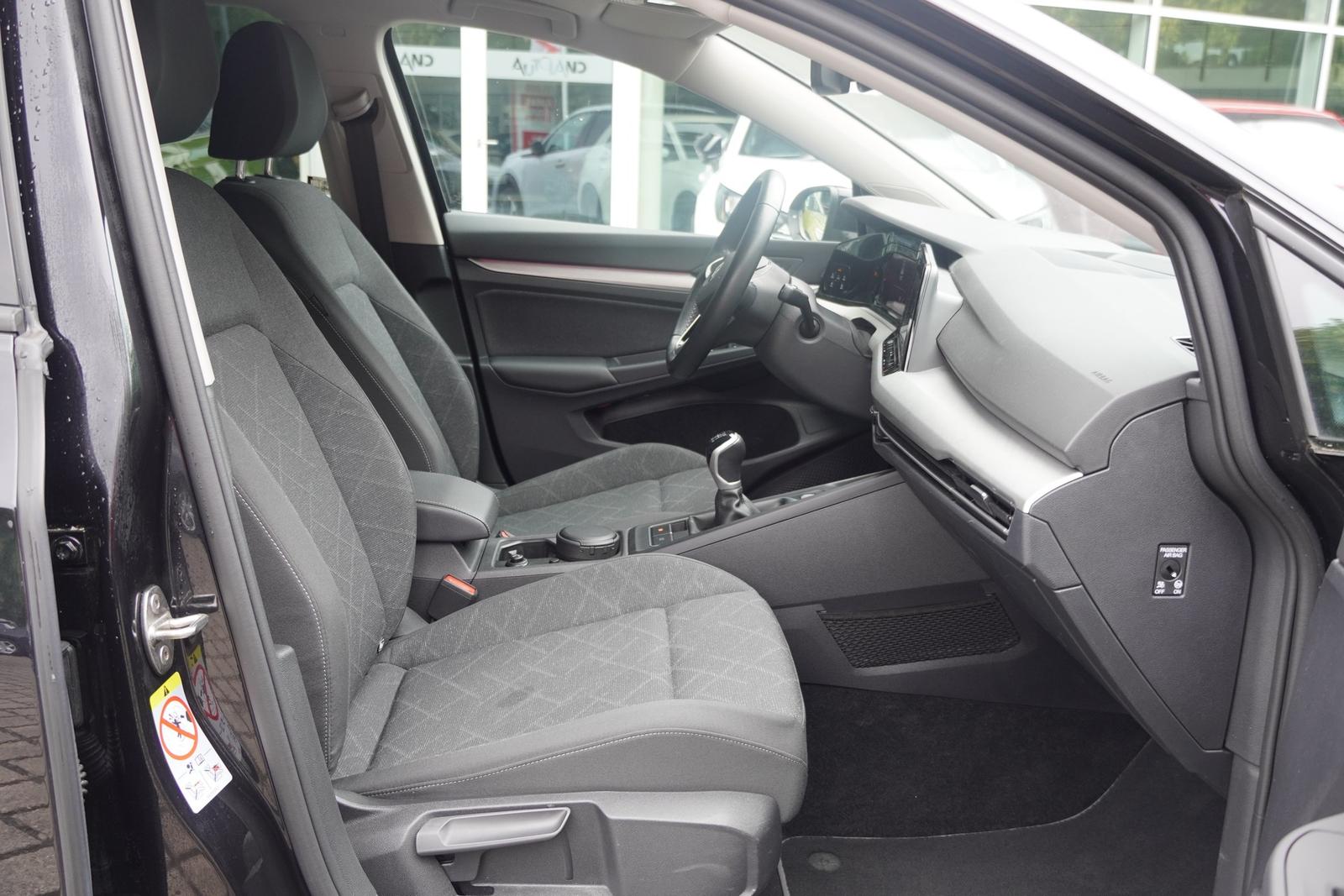 Volkswagen Golf VIII 1.5 TSI Life LED Navi PDC App-Connect, миниатюра 25