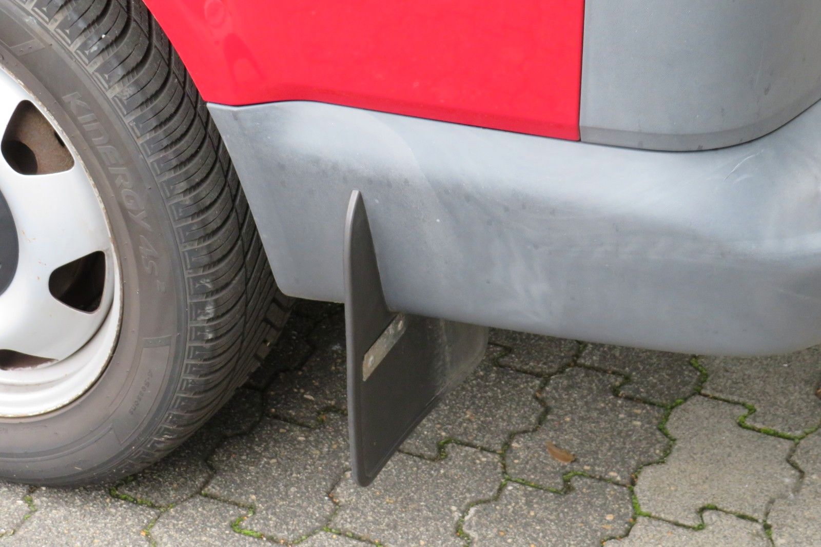 Fahrzeugabbildung Volkswagen T5 Kombi 4-Motion AHK 7 Sitz 158.000km
