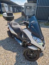 Piaggio MP3 300 HPE sport in weiß
