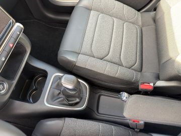Citroën C3 1.2 PureTech 8283 Max Kam.+KeyLess+LED+Navi