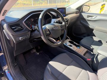 Ford Kuga - 10
