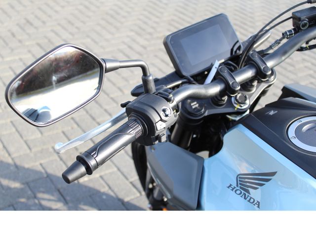 Honda CB125R