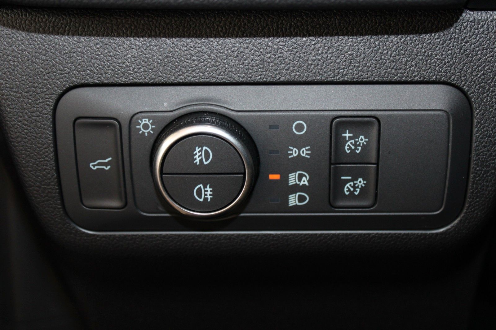 Fahrzeugabbildung Ford Kuga ST-Line X LED AHK B&O HUD ACC WinterPaket