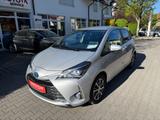 Toyota Yaris 1,5i Hybrid CVT Y20 Club,PDC,Tempomat,Alu - Toyota Yaris Gebrauchtwagen in München