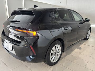 Fotografie 9 des Opel Astra 1.2 Turbo Enjoy Komfort + Tech Paket