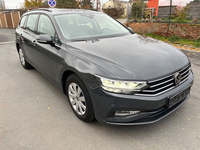 Volkswagen Passat Variant 2.0 TDI*DSG/LED/Navi/Kam/ACC/Spur