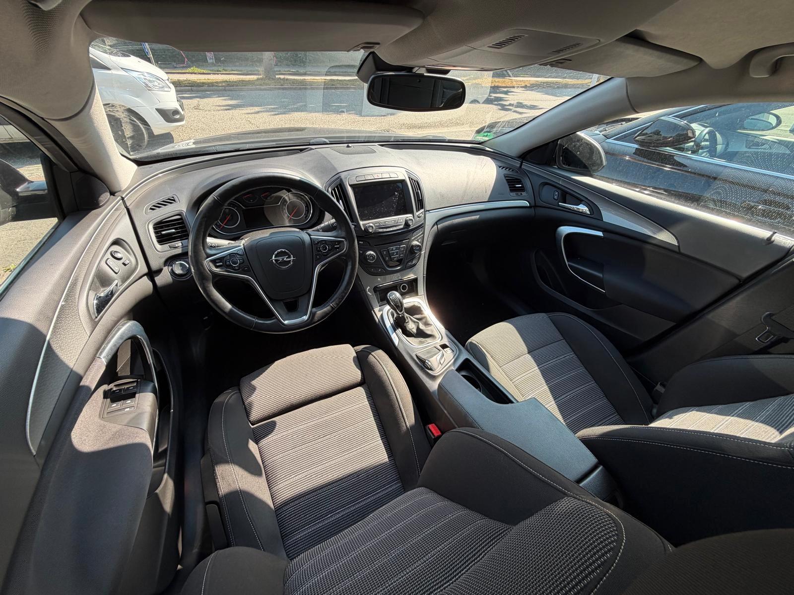 Opel Insignia A Lim. Kamera Navi PDC Tüv Insp. Neu