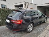 Skoda Superb 2.0 TDI DSG Style Combi Style (+ Dachbox) - : Dachbox