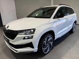 Skoda Karoq Sportline *Leder*Pano*AHK*Kamera* - Skoda Karoq mit Benzin-Antrieb: Geländewagen, Automatik