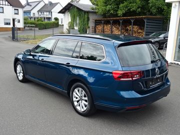 Volkswagen Passat - 5