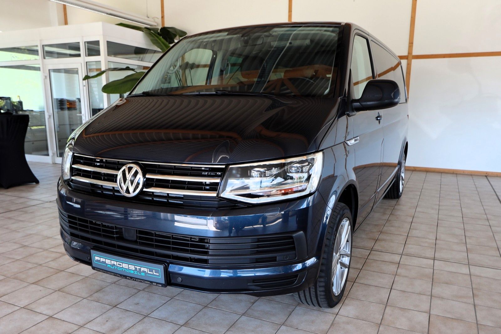 Volkswagen T6 Multivan 2.0 TSI Comfortline lang AHK STHZ