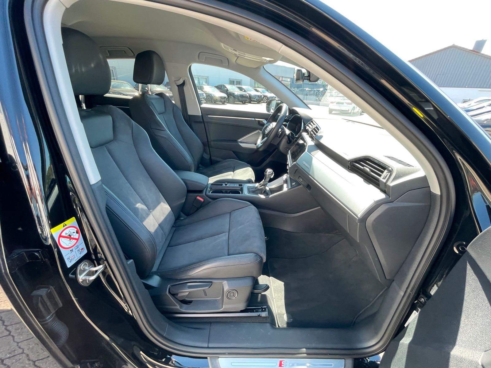 Audi Q3 Spb S line 40 TFSI qu. S tr. ACC AHK eHECK LE foto 22