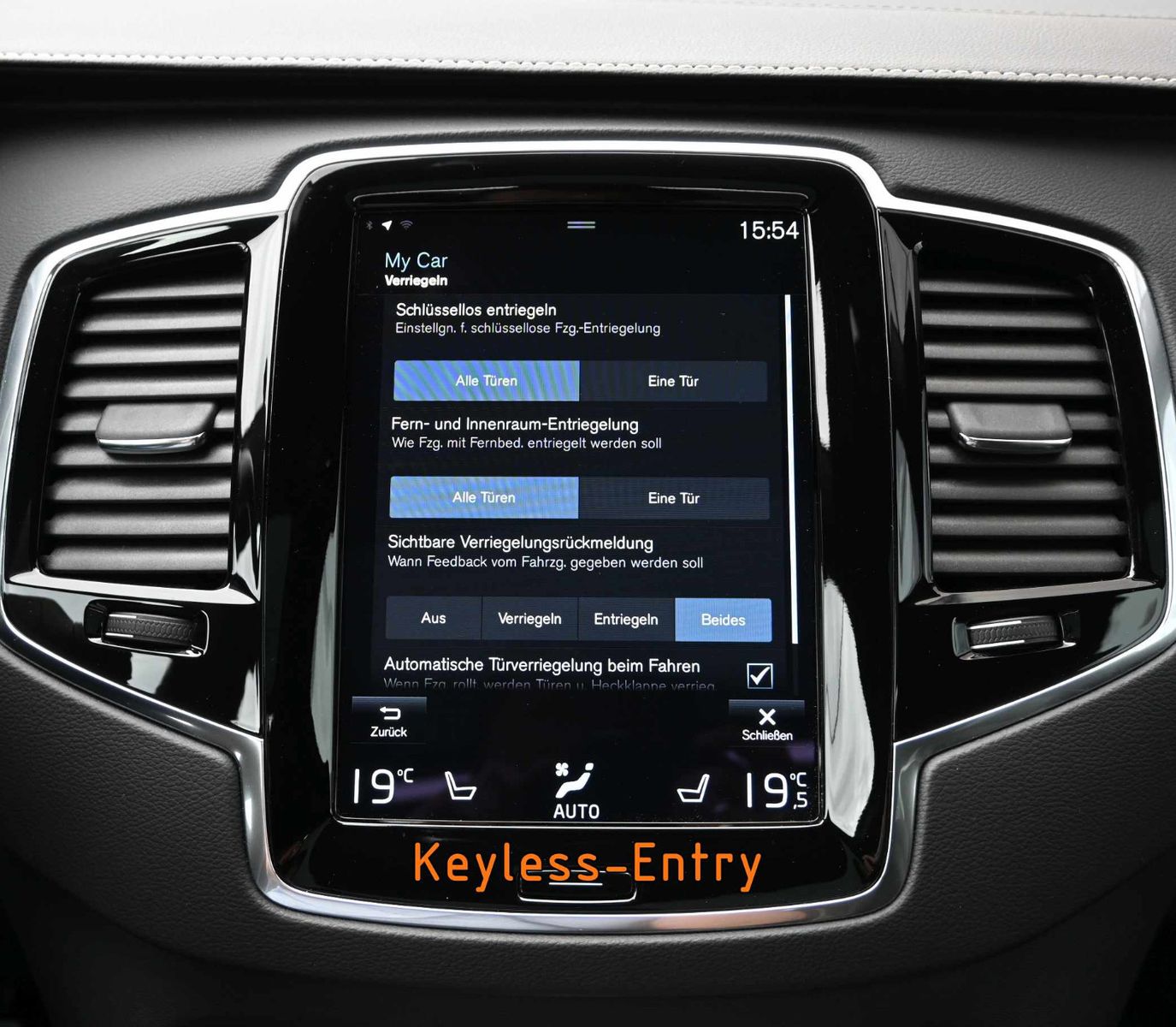 Fahrzeugabbildung Volvo XC90 B5 D AWD R-Design °AHK°STANDHEIZ°PANO°22"°