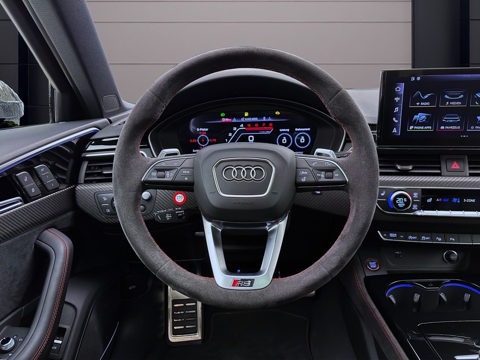Audi RS4 - Bild 11