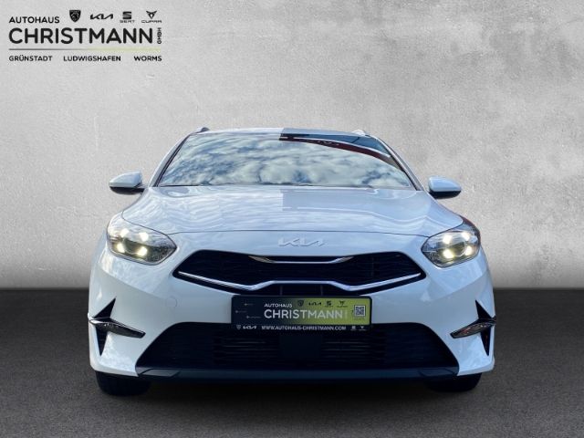 Fahrzeugabbildung Kia Ceed_sw VISION 1.5 T-GDI *KOMFORT-PLUS-PAKET*NAV