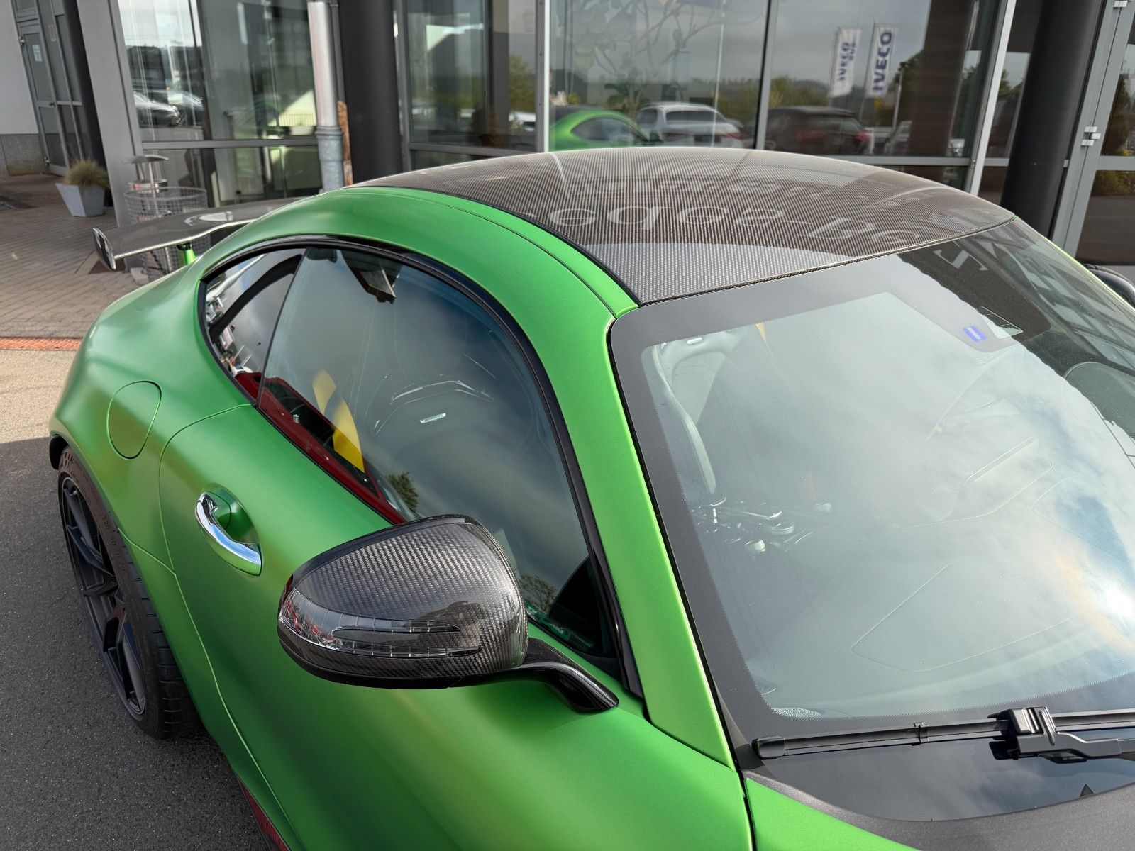 Fahrzeugabbildung Mercedes-Benz AMG GT R Keramik+Carbon+Distr+Night+RFK