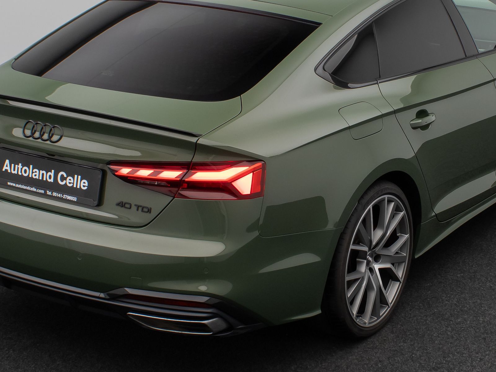 Fahrzeugabbildung Audi A5 Sportback 40TDI edition one SLine Matrix Pano