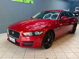 Jaguar XE Berlina XE 2.0d Pure 180cv auto - Jaguar XE Pure mit Diesel-Antrieb