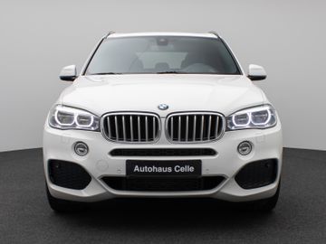 Fahrzeugabbildung BMW X5 xD40d M Sport Kamera Panorama HUD DAB H/K AHK