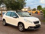 Peugeot 2008 Allure1,6Ltr Benzin,Automatik wenig km 81Tk
