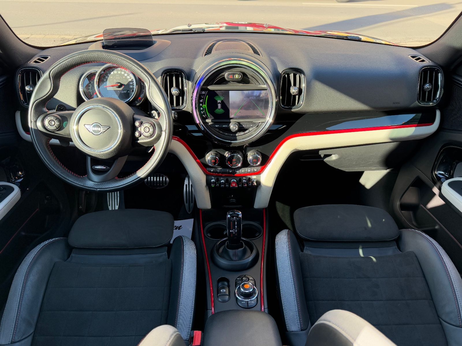 Fahrzeugabbildung MINI John Cooper Works Countryman HD UP PANO R. GREEN
