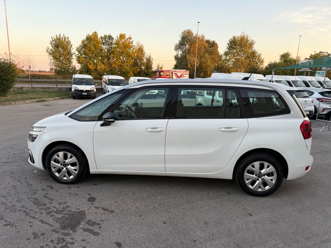 Citroën Citroen Grand C4 SpaceTourer 1.5 130 CV 7 POSTI imagem 2