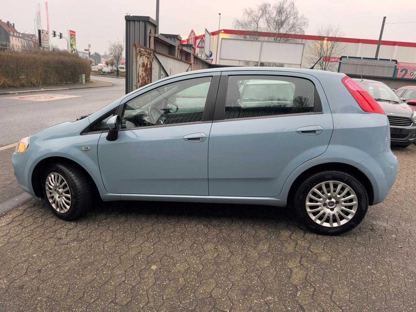 Fiat Punto Pop*81TKM*TÜV*2.HAND*CITY*START/STOP*MEDIA