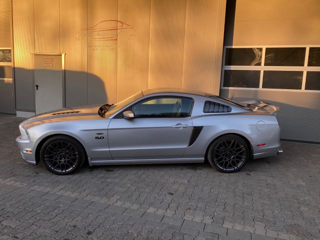 Ford Mustang GT