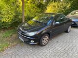 Peugeot 206 CC Schwarz Sport - Peugeot 206: Sport