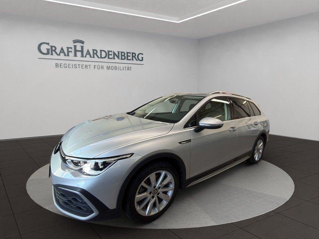 Volkswagen Golf VIII Variant 2.0 TDI 4M DSG ACC Navi AHK