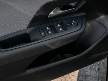 Opel Mokka 1.2 Edition Sicht-Paket Fernlicht-Assi.